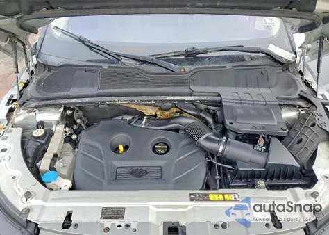 2015 Land Rover Range Rover Evoque Pure Premium z USA, uszkodzony, nr VIN SALVR2BG2FH044490